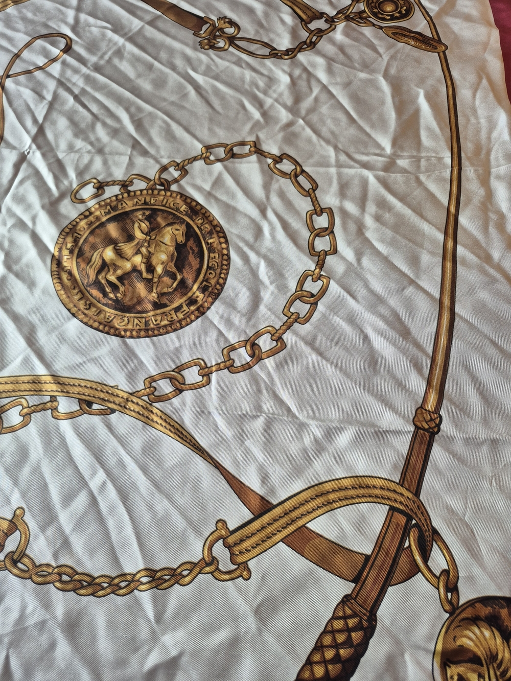 Pierre Baccara White & Burgundy Gold Horse Pattern 100$Silk Scarf Lyon Paris - Picture 5 of 13